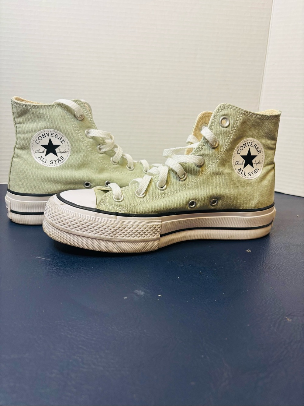 Converse All Star sage green high top platforms women’s sz 8